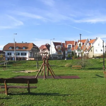 Voeroeskut Panzio *